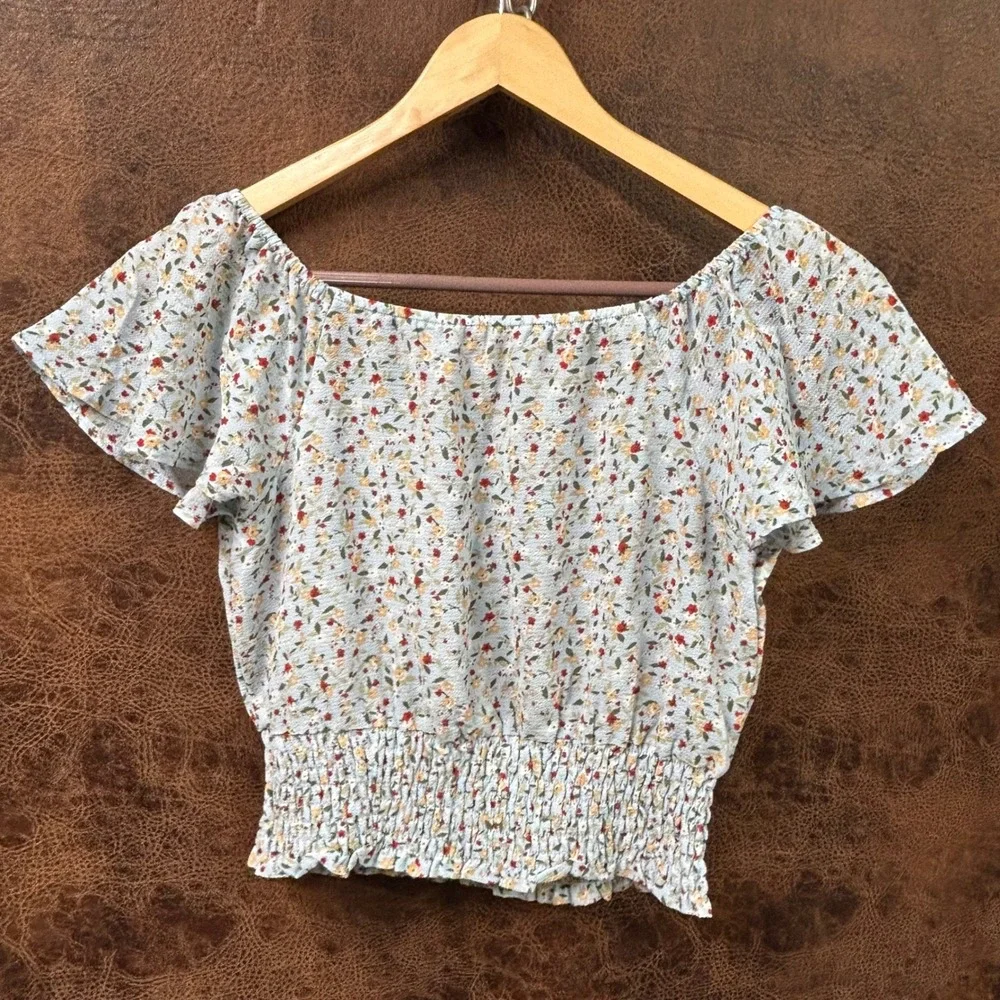 Monteau LA Large Light Blue Micro‎ Floral Smocked Waist Western Rodeo Blouse